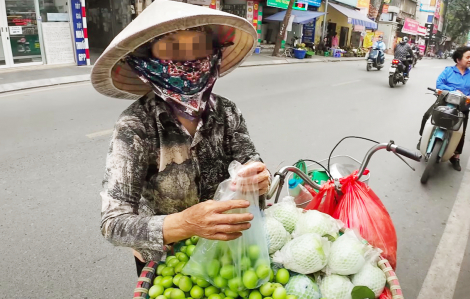 Nạn chèo kéo, chặt chém” đang làm hại du lịch