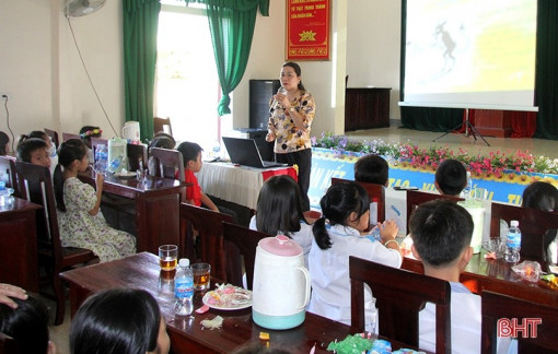 Hội phụ nữ đồng hành với những trẻ sống xa cha mẹ