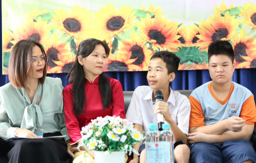 Hội LHPN quận Bình Tân đến với trẻ chậm phát triển trí tuệ