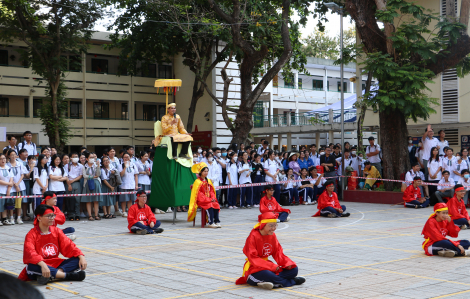 Lễ Giỗ Tổ ấn tượng tại ngôi trường mang tên Hùng Vương