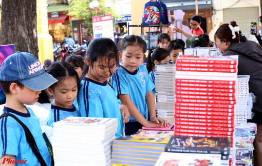 Bạn đọc nhí khuấy động Ngày sách và Văn hoá đọc Việt Nam tại TPHCM