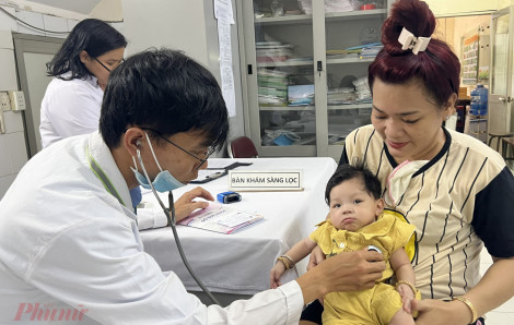Nhiều nguy cơ đe dọa thành tựu tiêm chủng vắc xin của Việt Nam
