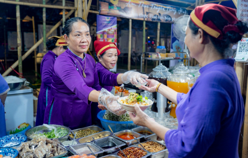 Khai hội Tuần lễ ẩm thực “Huế với bốn phương”