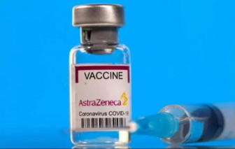 Bộ Y tế nói người dân đã tiêm vắc xin COVID-19 của AstraZeneca không nên quá lo lắng