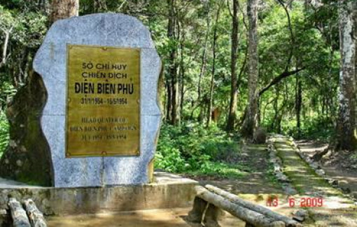 Về Mường Phăng thăm sở chỉ huy chiến dịch