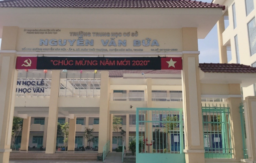 TPHCM: Giáo viên trường THCS phát đơn "xin không thi tuyển sinh lớp Mười" cho học sinh điền tên