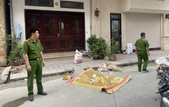 Thợ sửa nhà ở Hà Nội rơi từ tầng 5 xuống đất tử vong