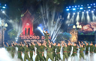 Hào khí Việt Nam được tái hiện qua chương trình nghệ thuật “Trường Sơn – chân trần chí thép”