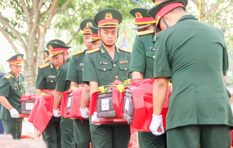 “Đón các anh về với đất mẹ thân yêu!”