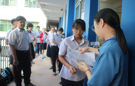 Đề thi môn ngữ văn Trường Phổ thông Năng khiếu: Bàn về sự tử tế và tàn bạo của con người