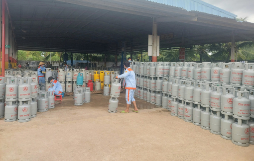 Giá gas giảm 3.000 đồng/bình 12kg