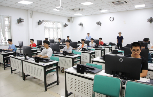 Học sinh Việt Nam giành huy chương vàng Olympic tin học châu Á