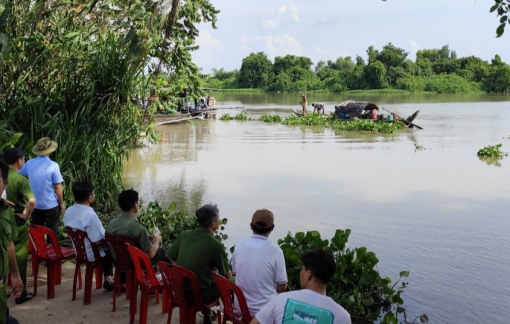 3 bé gái mất tích dưới sông Sài Gòn