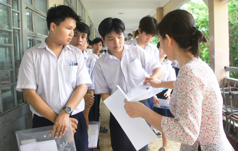 Đề văn lớp Mười tại TPHCM: Hướng đến tình yêu biển đảo, quê hương và gia đình