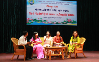 Gia đình Việt chăm lo cho sinh viên Lào, Campuchia