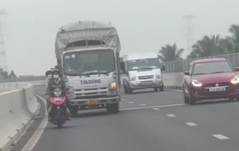 Xác minh xe mô tô chạy trên cao tốc Trung Lương - Mỹ Thuận