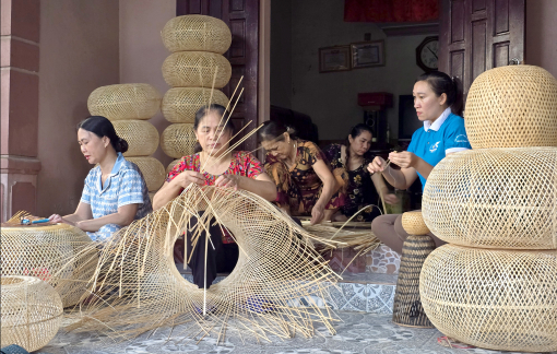 Lập tổ giữ nghề truyền thống của làng