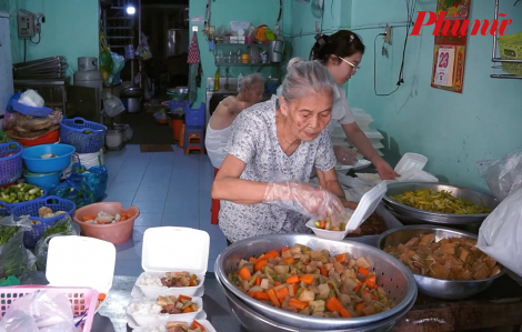 Tấm lòng thơm thảo từ những bếp ăn “0 đồng”