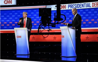 Cuộc tranh luận giữa ông Joe Biden và Donald Trump không còn thu hút khán giả
