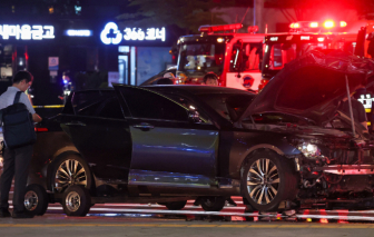 Hàn Quốc bùng nổ tranh luận về người già lái xe sau tại nạn khiến 9 người chết