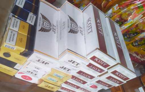 Bắt kẻ trộm đưa tiền cho mình, người phụ nữ bị khởi tố về hành vi cướp tài sản