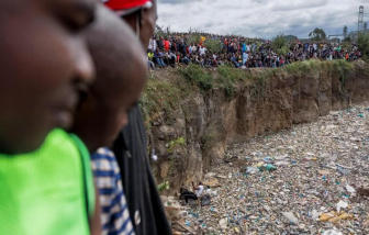Bắt nghi phạm giết hàng loạt phụ nữ, vứt xác ở bãi rác tại Kenya