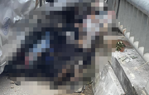 4 mẹ con trong 1 gia đình tử vong sau tai nạn giao thông với 2 xe tải