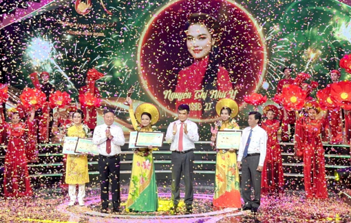 Đổi mới để giữ bền thương hiệu Chuông vàng vọng cổ
