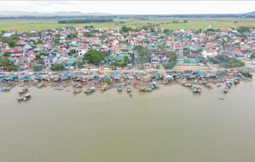 Ngôi làng hơn 300 năm sống nhờ “lộc” sông La