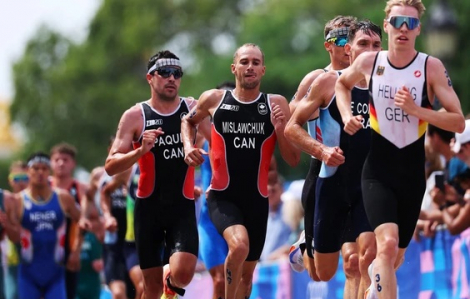 Vận động viên của Olympic Paris nôn 10 lần liên tục khi thi bơi vì sông Seine quá ô nhiễm