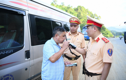 Đề xuất giảm tiền phạt với vi phạm nồng độ cồn mức tối thiểu