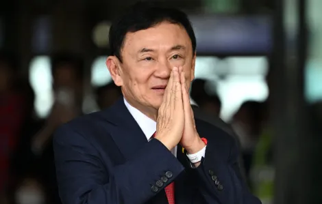 Hôm nay, cựu thủ tướng Thái Lan Thaksin Shinawatra được nhà Vua ân xá