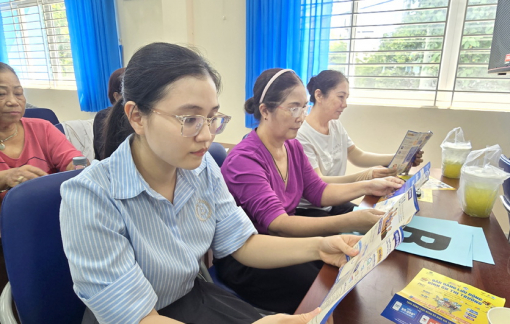 Tuyên truyền chính sách bảo hiểm bằng tiểu phẩm, đối thoại