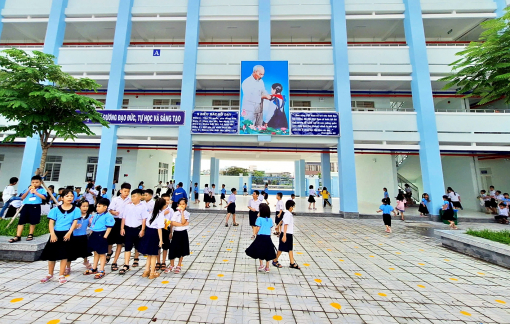 TPHCM: Thầy cô, học sinh trong niềm vui về những ngôi trường mới