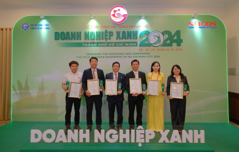 SATRA tiếp tục nhận danh hiệu “Doanh nghiệp xanh TPHCM năm 2024”