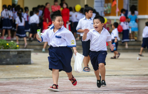 TPHCM sẽ ban hành quy chế siết quảng cáo sai sự thật trường ngoài công lập