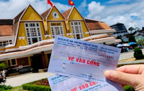 Giá vé vào cổng ga Đà Lạt tăng gấp 10 lần