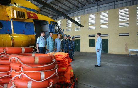 Hình ảnh Quân đội điều trực thăng cứu hộ, cứu trợ vùng mưa lũ phía Bắc