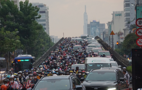 Cách Mạng Tháng Tám và Cộng Hoà là 2 con đường chịu nhiều ‘sức ép’ nhất TPHCM