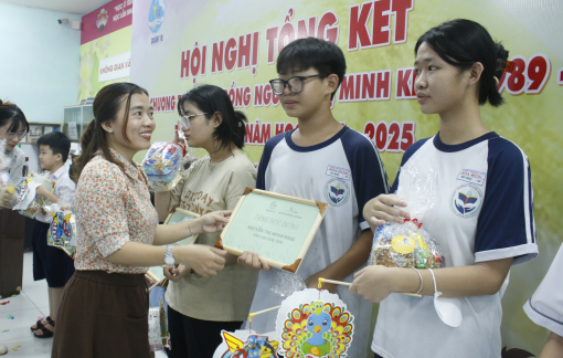 Quận 10 đã trao trên 3.000 suất học bổng Nguyễn Thị Minh Khai