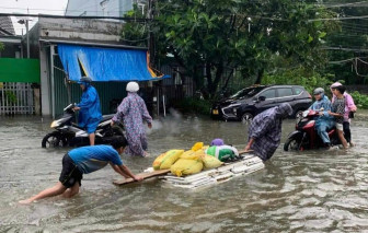 Mưa lớn kéo dài, nhiều tuyến đường ở đảo ngọc Phú Quốc bị ngập