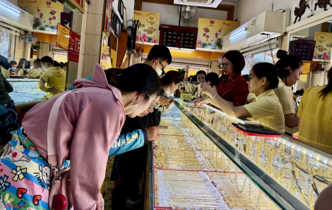 Vàng nhẫn lập đỉnh mới, người mua lãi lớn chưa từng có