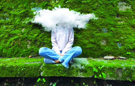 Kiệt sức chốn văn phòng - cô đơn giữa cao ốc