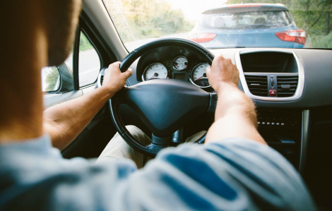 Từ đầu năm 2025, những tài xế nào lái xe quá 48 tiếng/tuần sẽ bị phạt?