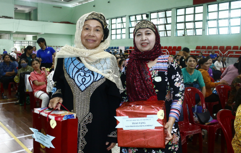 Quận Bình Thạnh: Chăm lo sức khỏe và đời sống cho phụ nữ khó khăn 