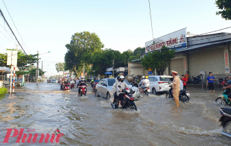 Mực nước lũ trên sông Cửu Long đã vượt báo động 1