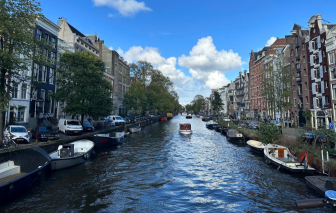 Amsterdam trữ tình và thơ mộng