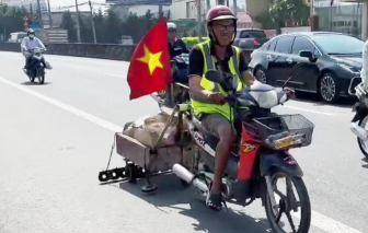 Chàng trai trẻ làm việc nghĩa