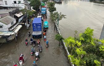 TPHCM có nguy cơ ngập nặng do đỉnh triều cường kết hợp mưa lớn