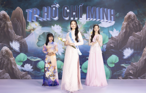 Cuộc thi hoa hậu có cả giải nữ công gia chánh, dùng biển số xe đặt số báo danh